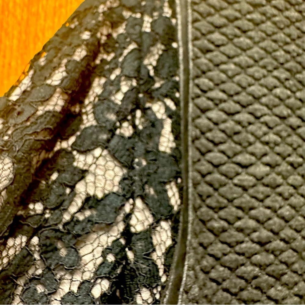 Rebecca Taylor quilted bomber with leather and lace details - Picture 5 of 13